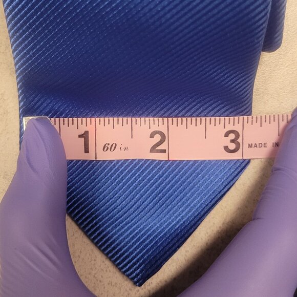 Geoffrey Beene blue tie - Picture 2 of 2